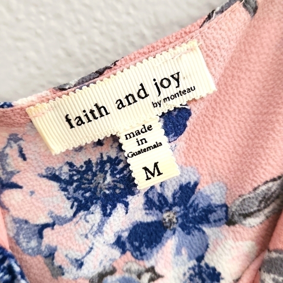 FAITH and Joy Pink Floral Sleeveless Top Size Medium - Picture 2 of 3